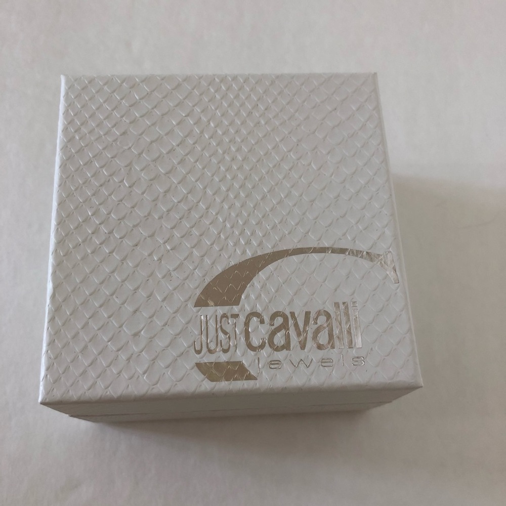 NWT! Just Cavalli Silver Crystal Ring - Picture 5 of 6